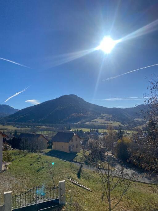 Appartement Au Coeur De Seyne Экстерьер фото